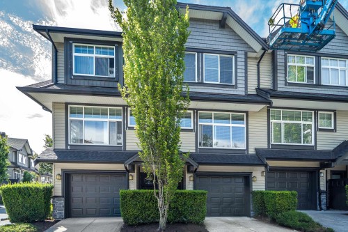 91-13819 232 Street  Maple Ridge, BC V4R 0C7