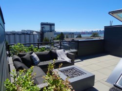 444-545 2nd Street E North Vancouver, BC V7L 1E1