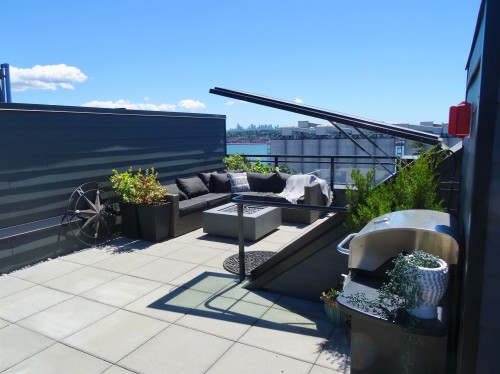 444-545 2Nd Street E, North Vancouver, BC - Outdoor