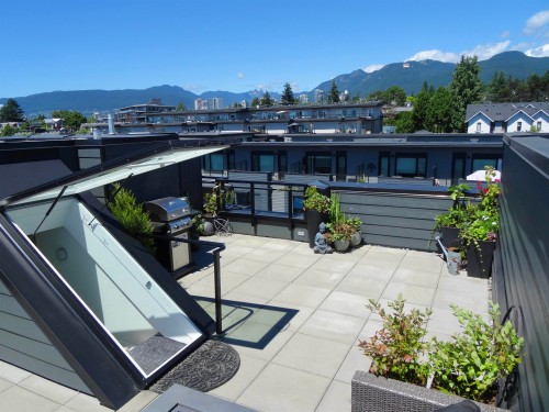 444-545 2Nd Street E, North Vancouver, BC - Outdoor