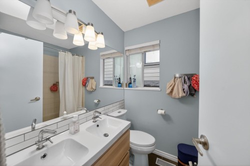 2258 Wenonah Street, Vancouver, BC 