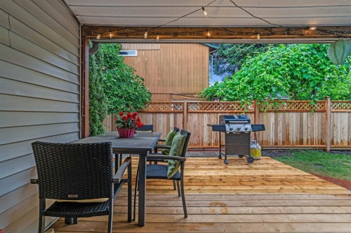 886 Pinebrook Place, Coquitlam, BC 