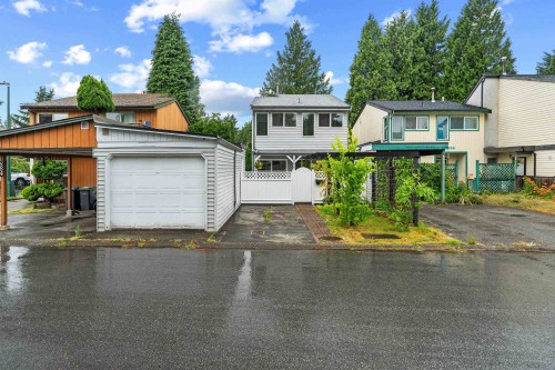 886 Pinebrook Place, Coquitlam, BC 