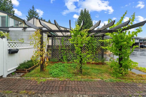 886 Pinebrook Place, Coquitlam, BC 