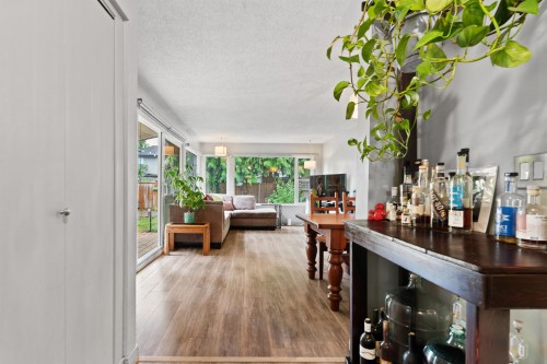 886 Pinebrook Place, Coquitlam, BC 