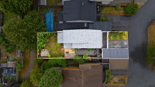 886 Pinebrook Place, Coquitlam, BC 