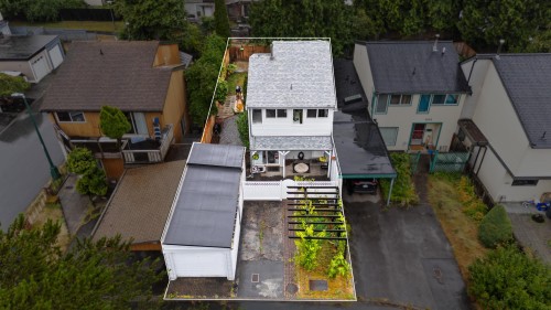 886 Pinebrook Place, Coquitlam, BC 