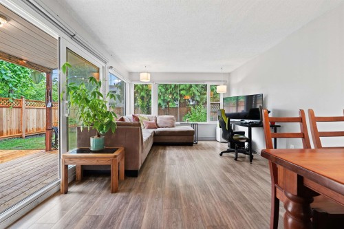 886 Pinebrook Place, Coquitlam, BC 