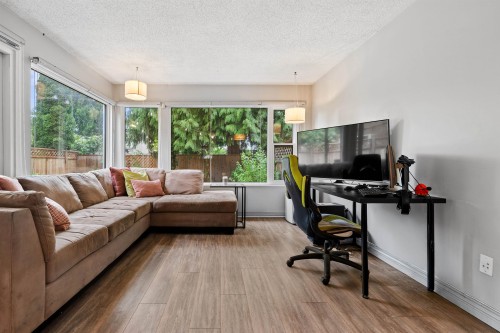 886 Pinebrook Place, Coquitlam, BC 