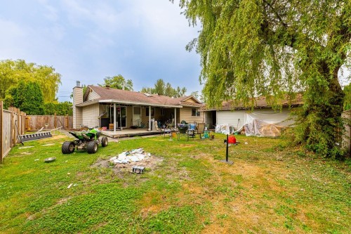 20102 Ditton Street, Maple Ridge, BC - Outdoor With Deck Patio Veranda