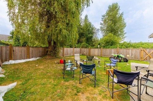 20102 Ditton Street, Maple Ridge, BC - Outdoor