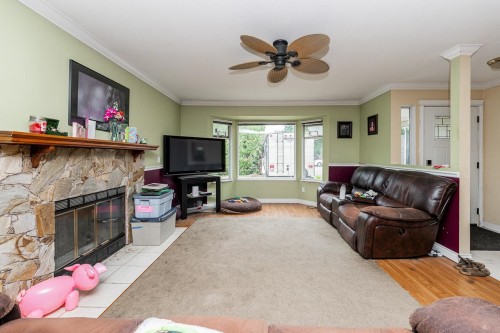 20102 Ditton Street, Maple Ridge, BC - Indoor Photo Showing Living Room With Fireplace