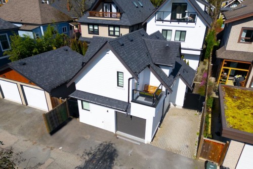 1026 13Th Avenue E, Vancouver, BC 