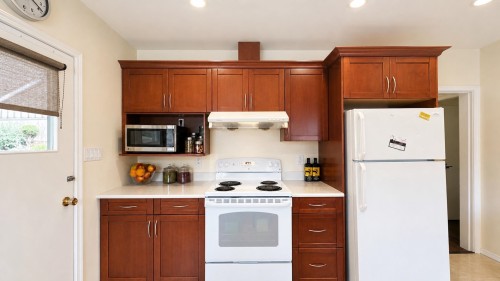 2965 8Th Avenue E, Vancouver, BC 