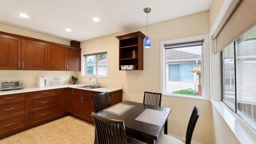 2965 8Th Avenue E, Vancouver, BC 