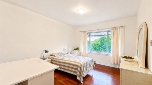 2965 8Th Avenue E, Vancouver, BC 