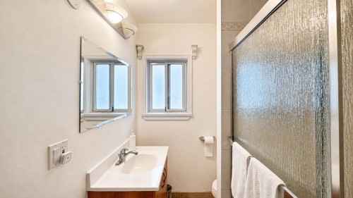 2965 8Th Avenue E, Vancouver, BC 