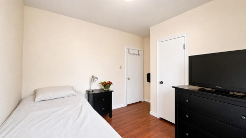 2965 8Th Avenue E, Vancouver, BC 
