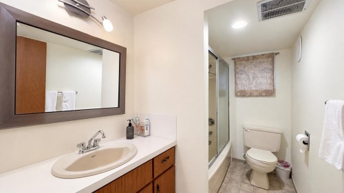 2965 8Th Avenue E, Vancouver, BC 