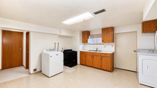 2965 8Th Avenue E, Vancouver, BC 