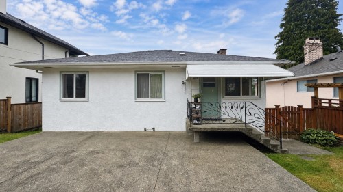 2965 8Th Avenue E, Vancouver, BC 