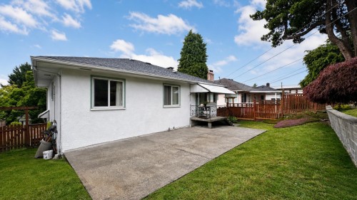 2965 8Th Avenue E, Vancouver, BC 