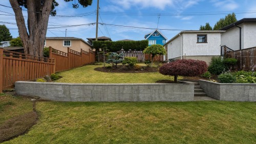 2965 8Th Avenue E, Vancouver, BC 