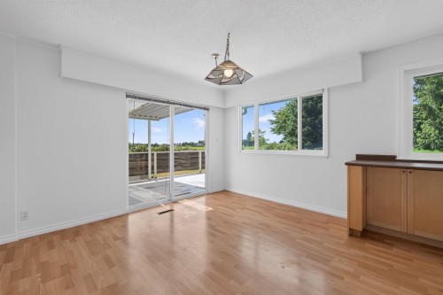 4351 48A Street, Delta, BC 