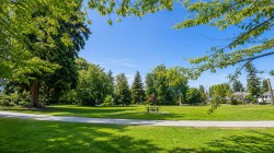 211-5588 Patterson Avenue Burnaby, BC V5H 0A7