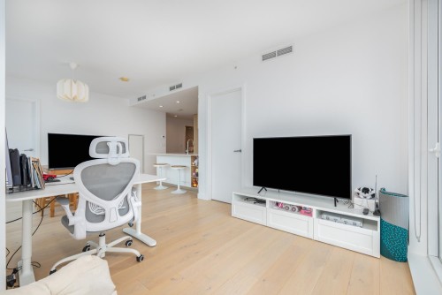 4202-6000 Mckay Avenue, Burnaby, BC - Indoor Photo Showing Office