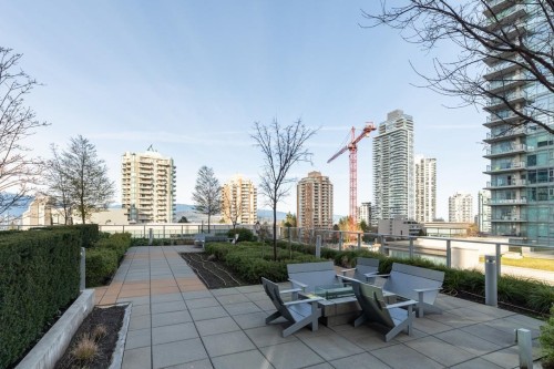 4202-6000 Mckay Avenue, Burnaby, BC - Outdoor