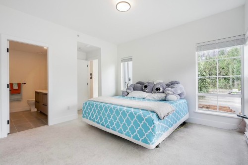 37981 Helm Way, Squamish, BC 