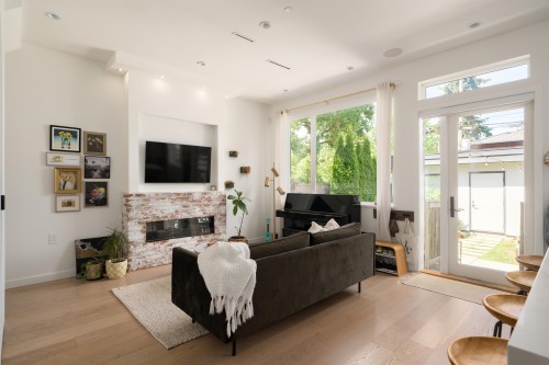 5325 Chester Street, Vancouver, BC 