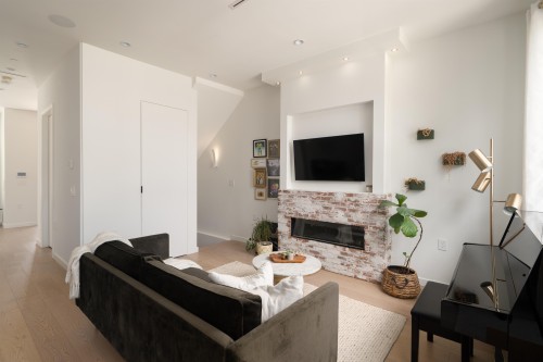 5325 Chester Street, Vancouver, BC 