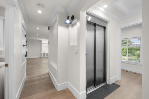 1660 Charland Avenue, Coquitlam, BC 