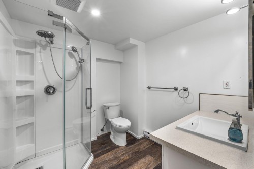 1660 Charland Avenue, Coquitlam, BC 