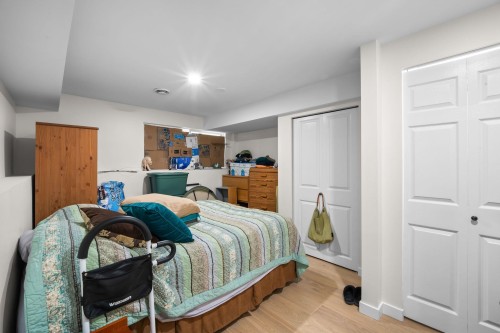 1660 Charland Avenue, Coquitlam, BC 