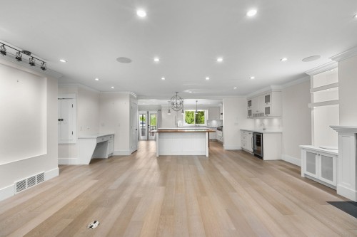 1660 Charland Avenue, Coquitlam, BC 
