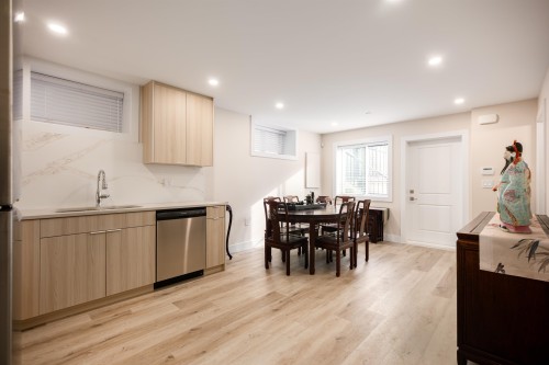 58 39Th Avenue E, Vancouver, BC 