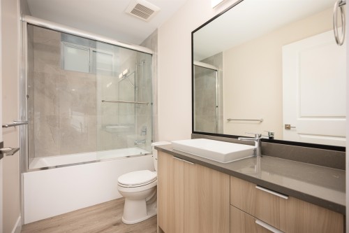 58 39Th Avenue E, Vancouver, BC 