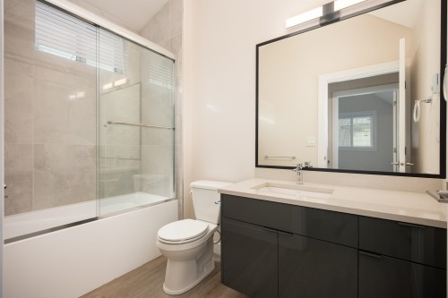 58 39Th Avenue E, Vancouver, BC 