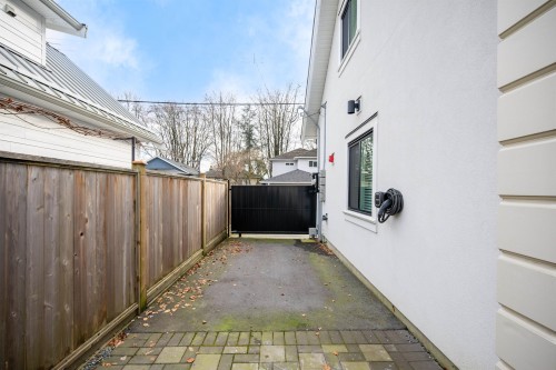 58 39Th Avenue E, Vancouver, BC 