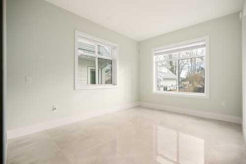 58 39Th Avenue E, Vancouver, BC 