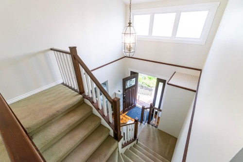 1410 Lansdowne Drive, Coquitlam, BC - Indoor Photo Showing Other Room
