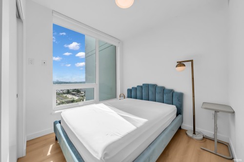 1701-2425 Alpha Avenue, Burnaby, BC 