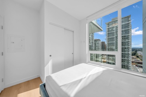 1701-2425 Alpha Avenue, Burnaby, BC 
