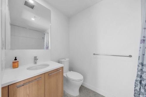 1701-2425 Alpha Avenue, Burnaby, BC 