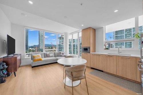 1701-2425 Alpha Avenue, Burnaby, BC 