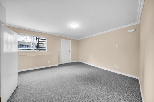4049 Curle Avenue, Burnaby, BC - Indoor Photo Showing Other Room