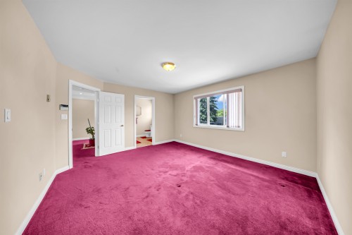 4049 Curle Avenue, Burnaby, BC - Indoor Photo Showing Other Room